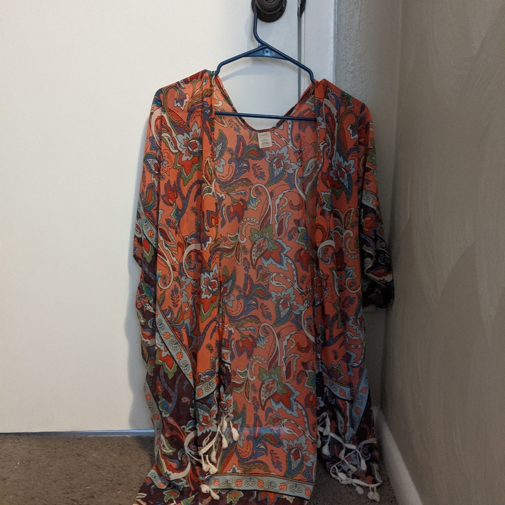 Short sleeve cardigan with tassels